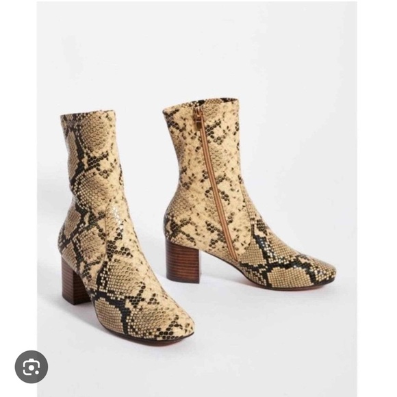 Anthropologie Silent D Snakeskin Booties 8‎ - Picture 1 of 8